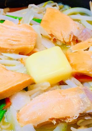 コンビニ食材だけで！簡単！石狩鍋　-レシピのメイン写真