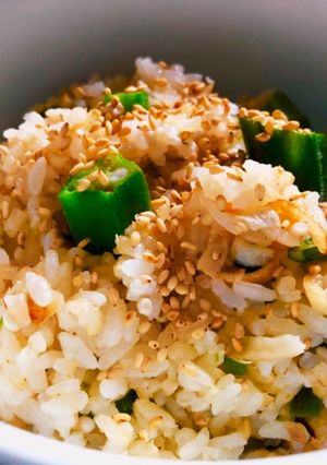 オクラの松茸風味チャーハン-レシピのメイン写真