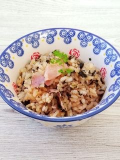 海苔とベーコンの炊き込みご飯#家事ヤロウ-レシピのメイン写真