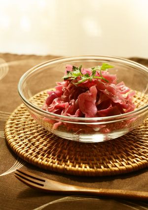 紫色のキャベツの美味しいサラダ♪-レシピのメイン写真