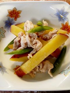 さつまいもと豚肉の煮物-レシピのメイン写真