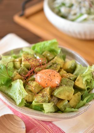 アボカドナムルのサラダ丼-レシピのメイン写真