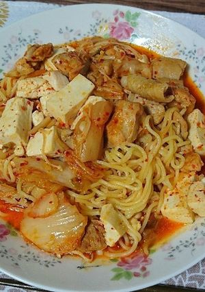キムチの煮込みそば-レシピのメイン写真