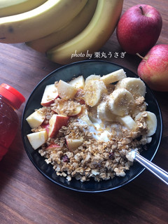 フルーツと一緒に♪ハニーヨーグルト-レシピのメイン写真