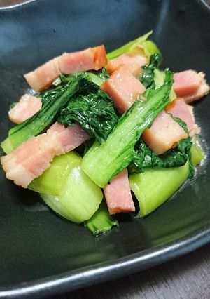 中華風 チンゲン菜とベーコンの炒め物-レシピのメイン写真