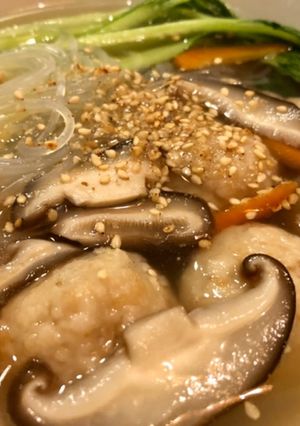 鶏団子と春雨のナンプラースープ-レシピのメイン写真