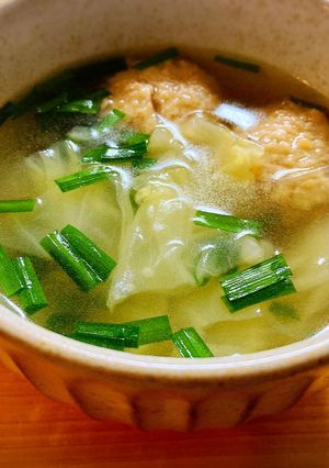 肉団子とキャベツと春雨とニラのスープ-レシピのメイン写真