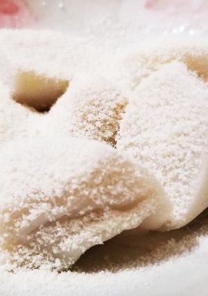 瞳を閉じてニンニク素揚げ˘ω˘里芋大変身-レシピのメイン写真
