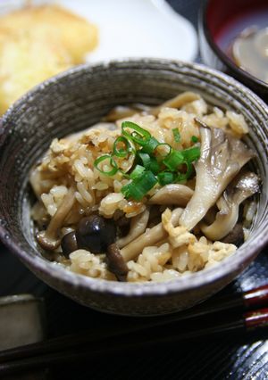 きのこの炊き込みごはん-レシピのメイン写真