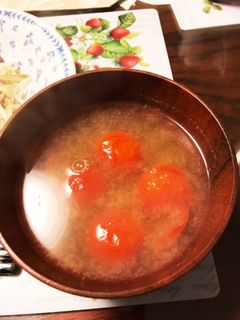 簡単❤︎トマトの味噌汁-レシピのメイン写真