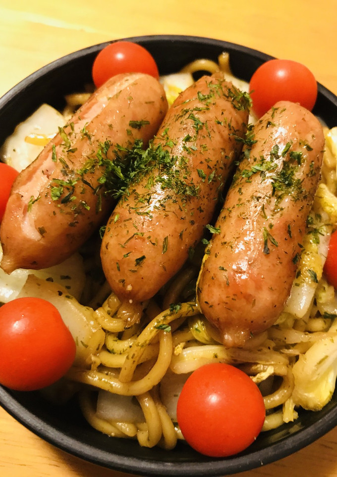 【お弁当】ソーセージと白菜のソース焼そば-レシピのメイン写真