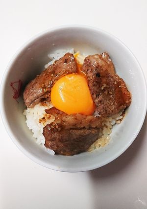 お肉のっけ丼-レシピのメイン写真