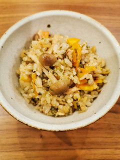 葉付きにんじんの味ご飯 (炊き込みご飯)-レシピのメイン写真
