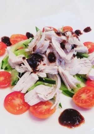 鶏のささ身のサラダ！味噌生姜ドレッシング-レシピのメイン写真