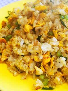 カブの葉チャーハン♪カレー粉入り!-レシピのメイン写真