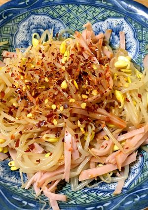 もう一品♩簡単、豆もやしナムルのハム和え-レシピのメイン写真