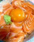 刺身の切り方と刺身とサーモンたっぷり丼