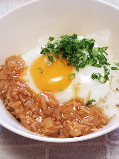 ☆お一人様♪目玉焼き・なめたけ丼☆-レシピのメイン写真
