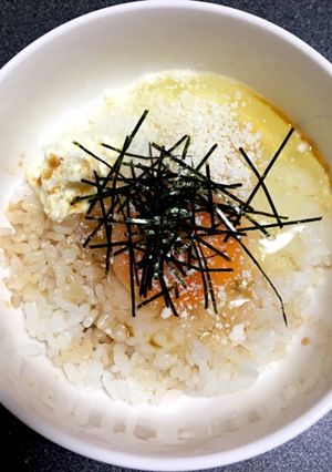 ていねいに作るめんつゆとバターのTKG-レシピのメイン写真