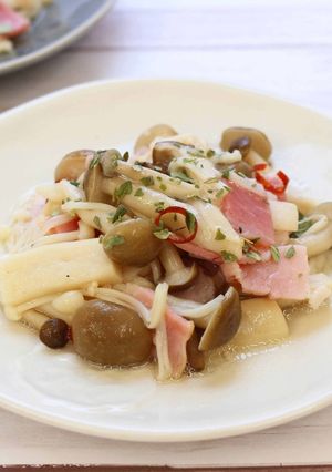 きのことベーコンのホットマリネ-レシピのメイン写真