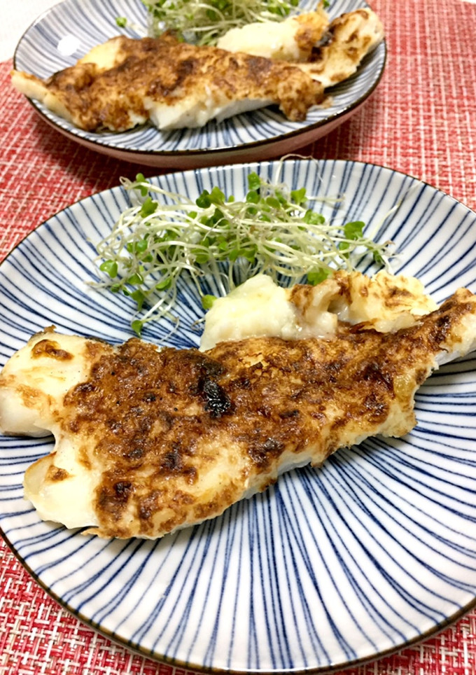 仕上げはグリルで♪鱈のふわふわ長芋焼き-レシピのメイン写真