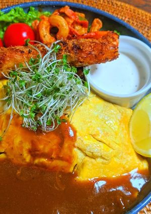 オムライスプレート✿激辛カレーソース-レシピのメイン写真