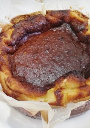 超簡単！甘さ控えめ【バスクチーズケーキ】-レシピのメイン写真