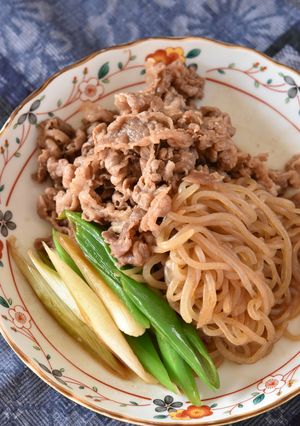 牛肉と糸こんにゃくのすき煮-レシピのメイン写真