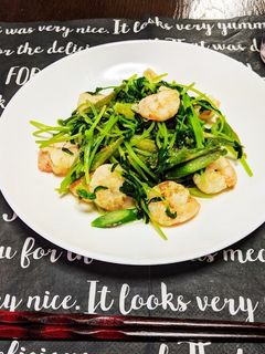 海老と豆苗のプリッシャキ炒め-レシピのメイン写真