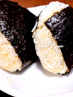 ☆しらすと醤油のおむすび☆-レシピのメイン写真