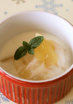 朝食やデザートに。りんごヨーグルト-レシピのメイン写真