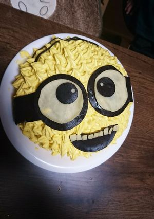 ミニオン ケーキ 着色料なしで！-レシピのメイン写真
