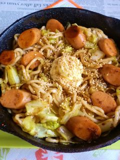 キャベツたっぷりアヒージョ炒め焼きうどん-レシピのメイン写真