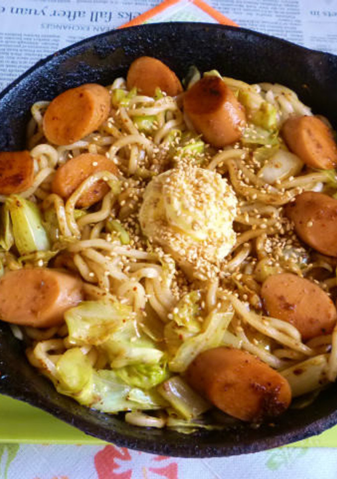 キャベツたっぷりアヒージョ炒め焼きうどん-レシピのメイン写真
