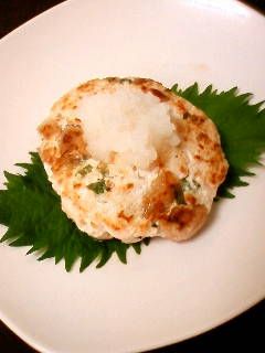 ムネ肉と梅しそのさっぱりハンバーグ-レシピのメイン写真