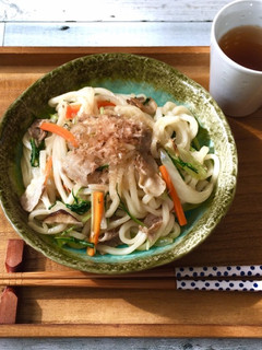 豚バラと水菜&白菜で☆和風だしの焼うどん-レシピのメイン写真