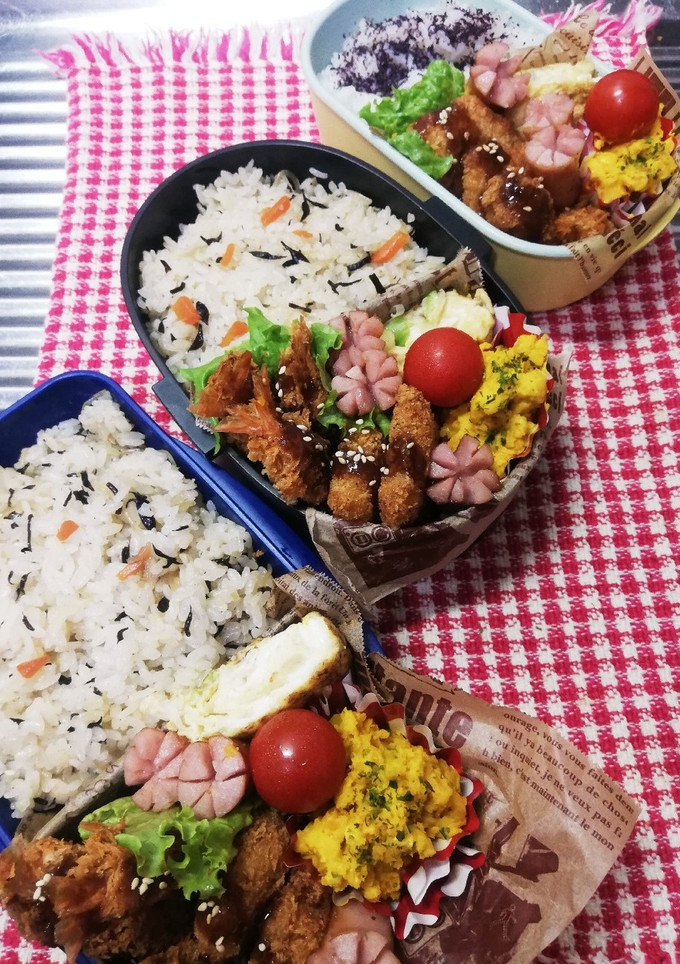 高校男子弁当&家族弁当♡エビ&イカフライ-レシピのメイン写真