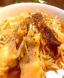 温まる、煮込み手羽元と大量もやしラーメン