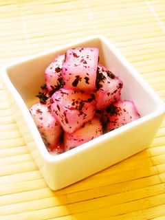 ☺材料3つ☆簡単♪大根のゆかり漬け☺-レシピのメイン写真
