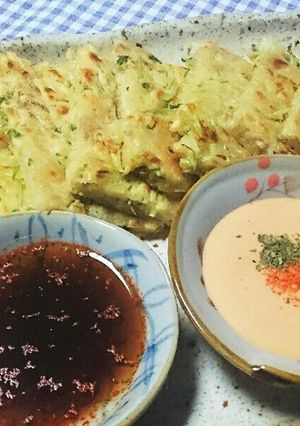 豆苗と豚肉でチヂミ風✲*ﾟ-レシピのメイン写真