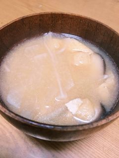 大根しいたけ油あげのおみそ汁♥゛-レシピのメイン写真