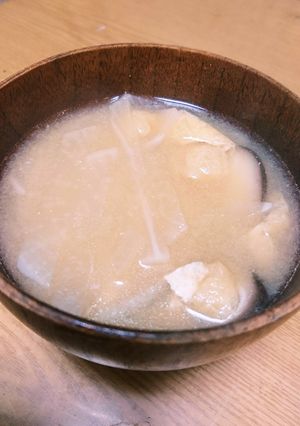 大根しいたけ油あげのおみそ汁♥゛-レシピのメイン写真