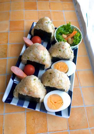 ツナ缶汁&ガリで☆新食感なおにぎり-レシピのメイン写真