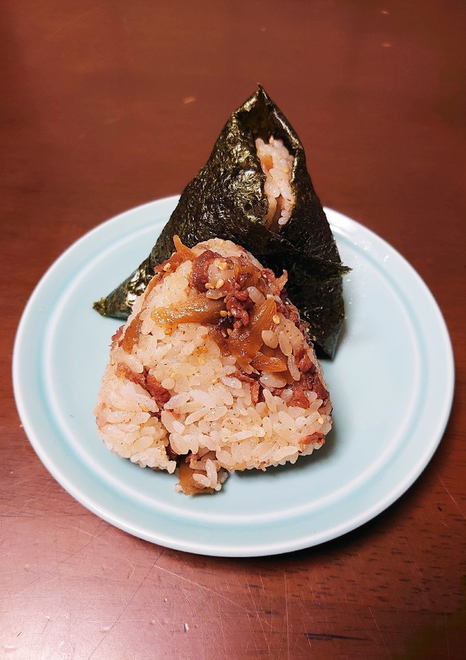 牛肉と牛蒡のおむすび-レシピのメイン写真