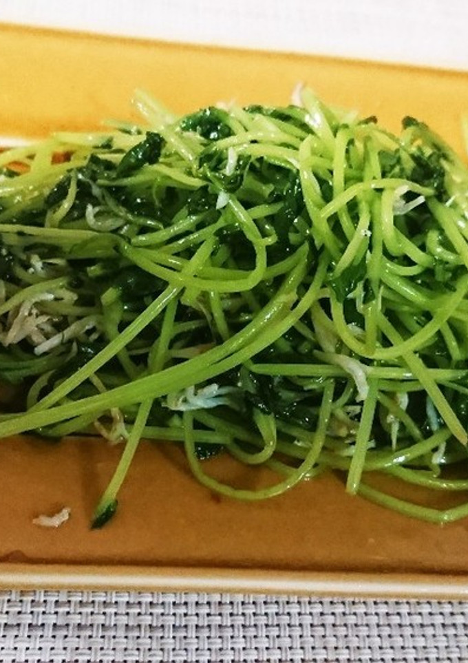 豆苗としらすだけのウェイパァー炒め-レシピのメイン写真