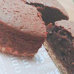 รูปของ 濃厚しっとりチョコレートケーキ