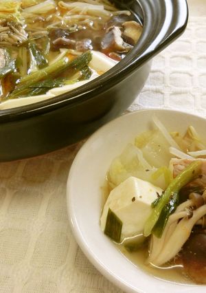 酸辣湯(サンラータン)風鍋-レシピのメイン写真