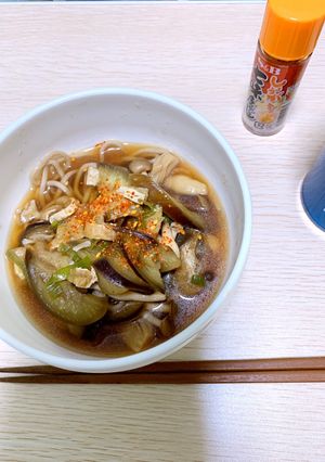 寒い日の朝ごはんに☆具沢山な温蕎麦-レシピのメイン写真