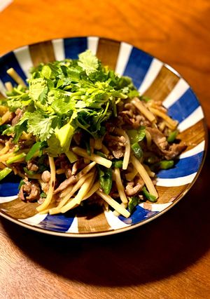 ラム肉で作る！スパイシー青椒肉絲-レシピのメイン写真