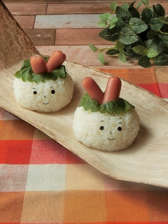 ニッコリ笑顔のウィンナーおにぎり-レシピのメイン写真